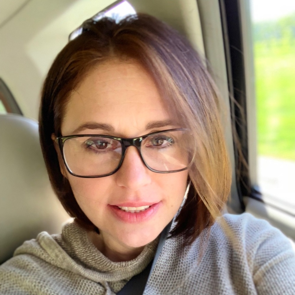 Meet your Posher, Jennifer